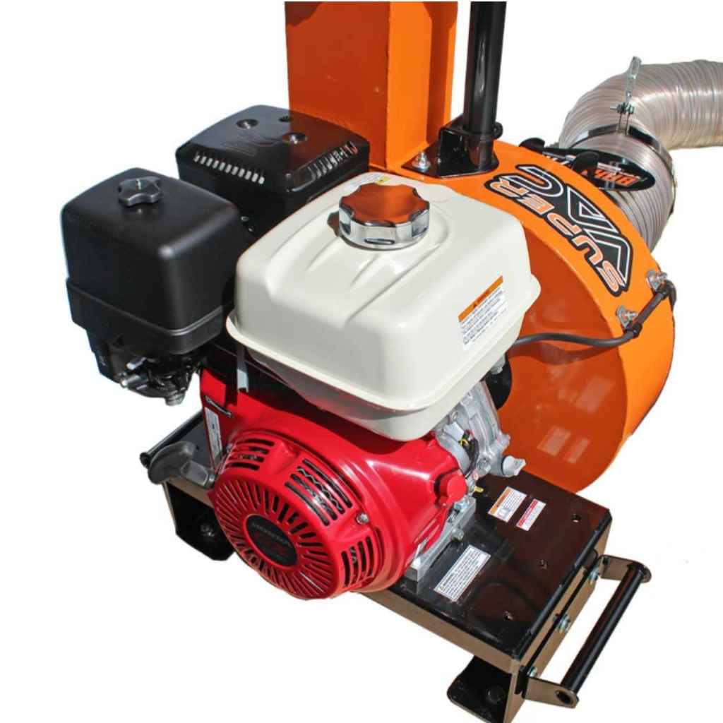 Engine of a bravepro BRPTL140H truck loader with visible branding on a white background