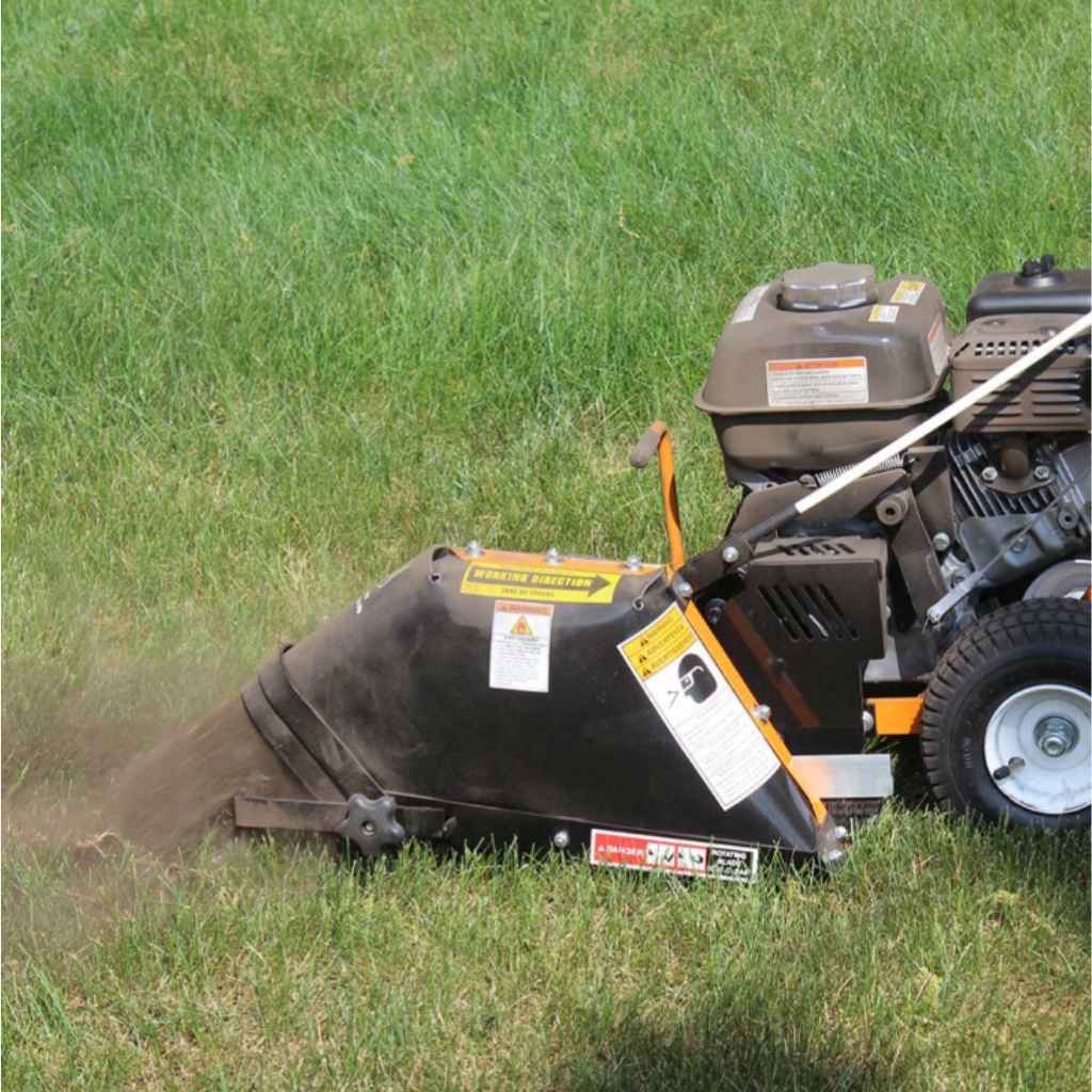 brave BRPT4H 5,5 hp wire installer cutting through grass